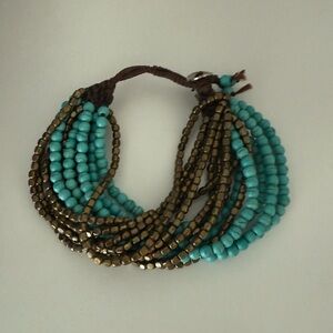 Layered beaded bracelet